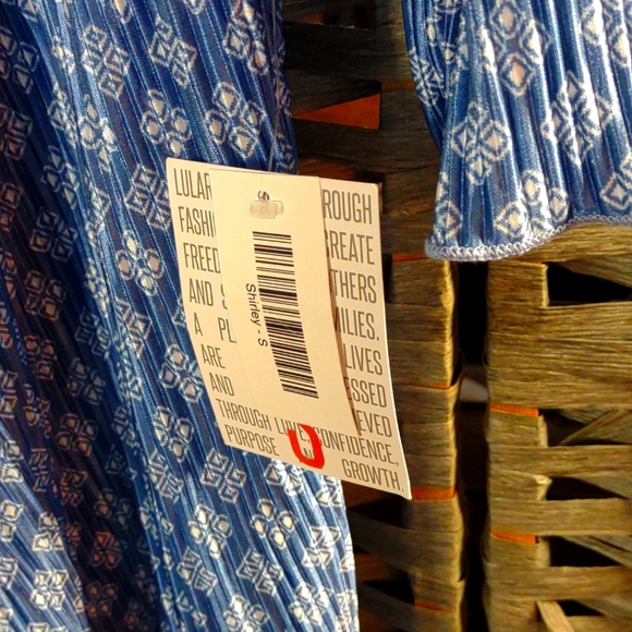 NWT LuLaRoe Graphic Printed Shirley Kimono Duster Blue and White Size Small - Picture 6 of 10